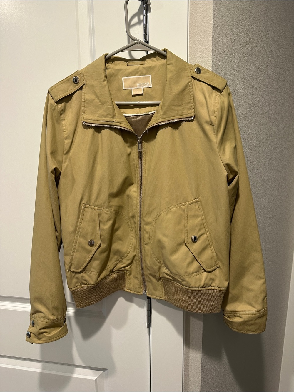 Michael Kors Beige Bomber Jacket Zip-Up Collared Pockets Womens Size M